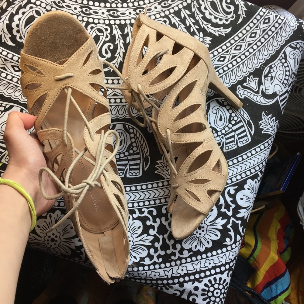 Tan heals